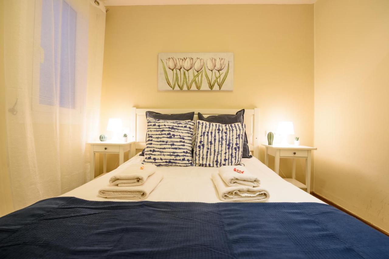 Ramblasrentals Cozy Renovated 2Br With Balcony Lift 20M Rambla - Parking - Wifi Barcelona Exterior photo