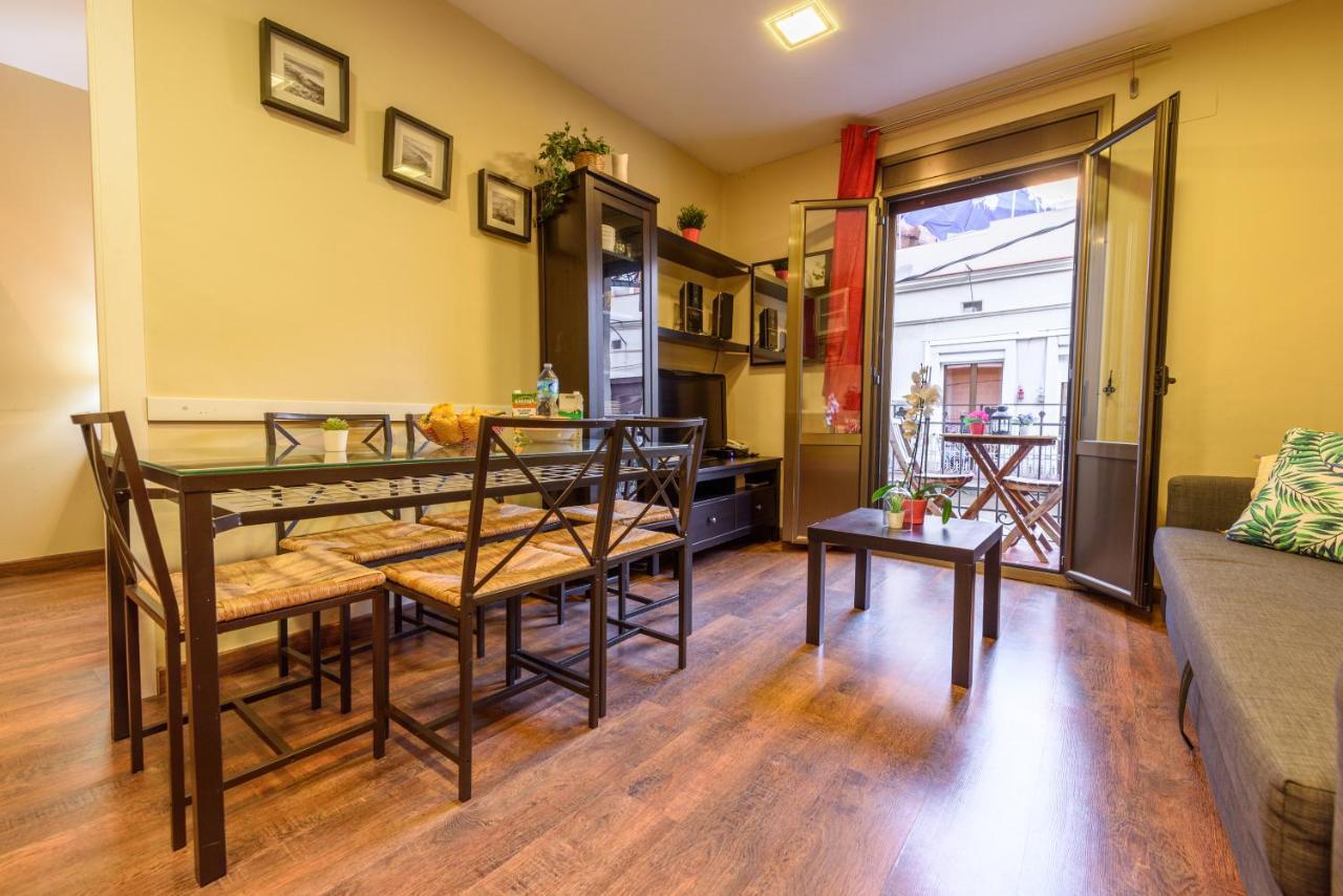 Ramblasrentals Cozy Renovated 2Br With Balcony Lift 20M Rambla - Parking - Wifi Barcelona Exterior photo